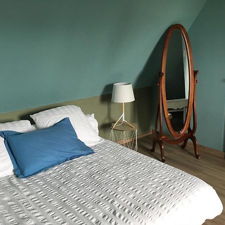 Le Saint Aubin- Maison D Hotes Dans Ce Monastere Du 16 Siecle Amfreville-la-Campagne Eksteriør bilde