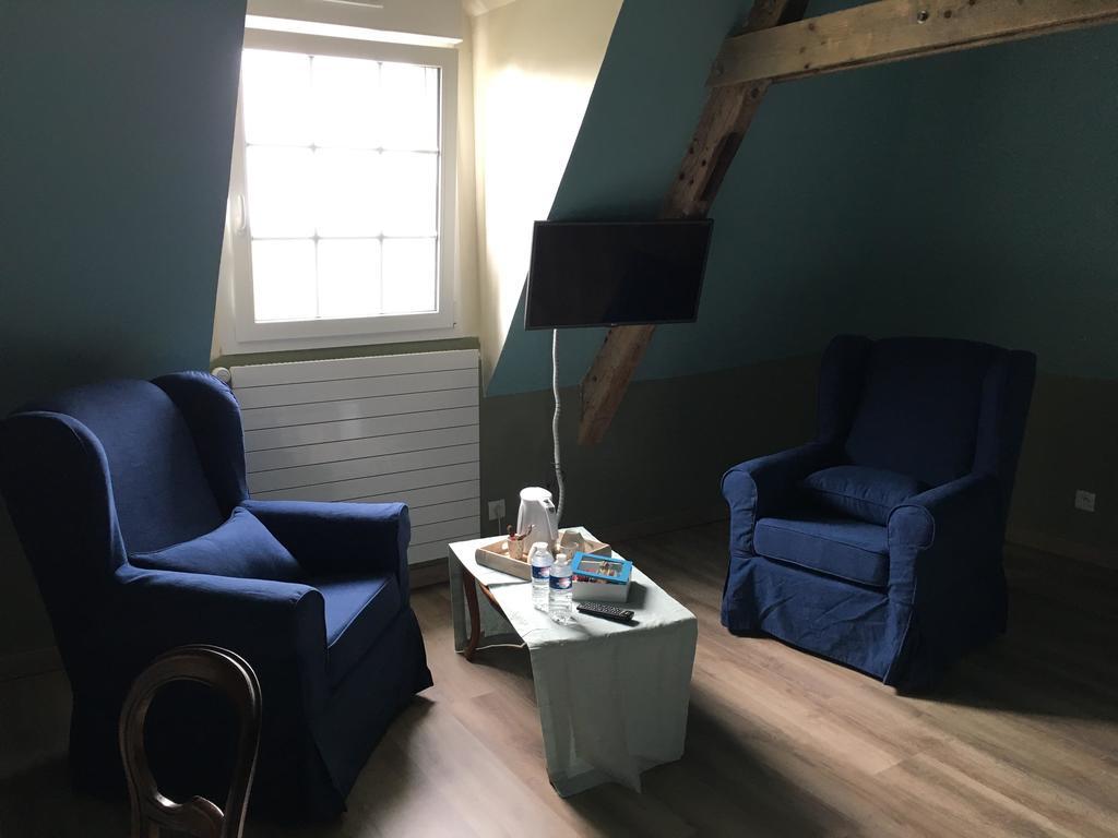 Le Saint Aubin- Maison D Hotes Dans Ce Monastere Du 16 Siecle Amfreville-la-Campagne Eksteriør bilde